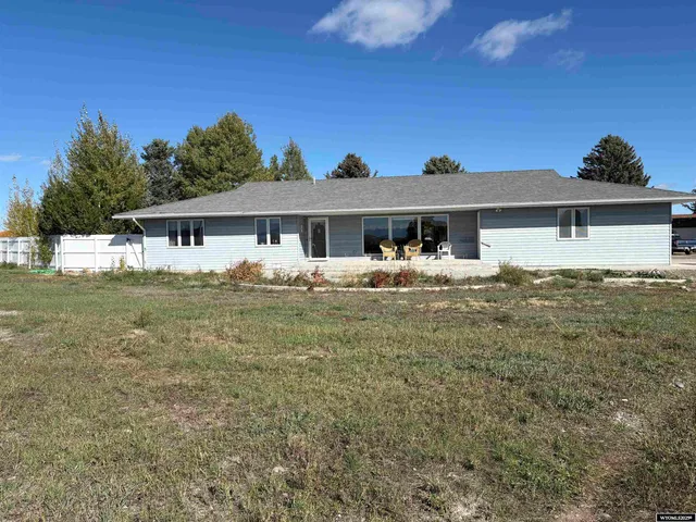 $900,000 | 1055 Rein Road, Riverton, WY 82501
