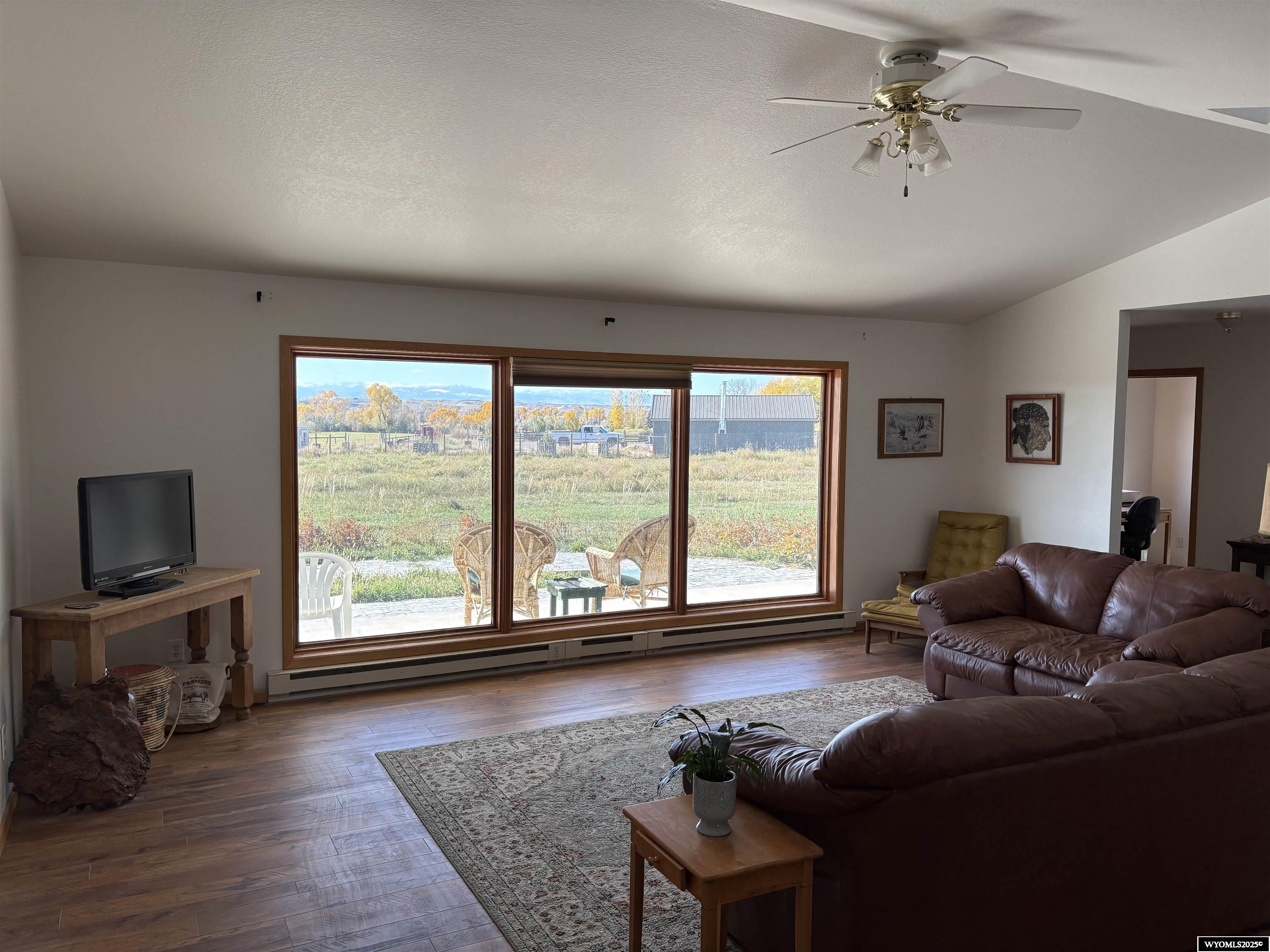 1055 Rein Road Riverton, WY 82501 - Photo 5 of 35