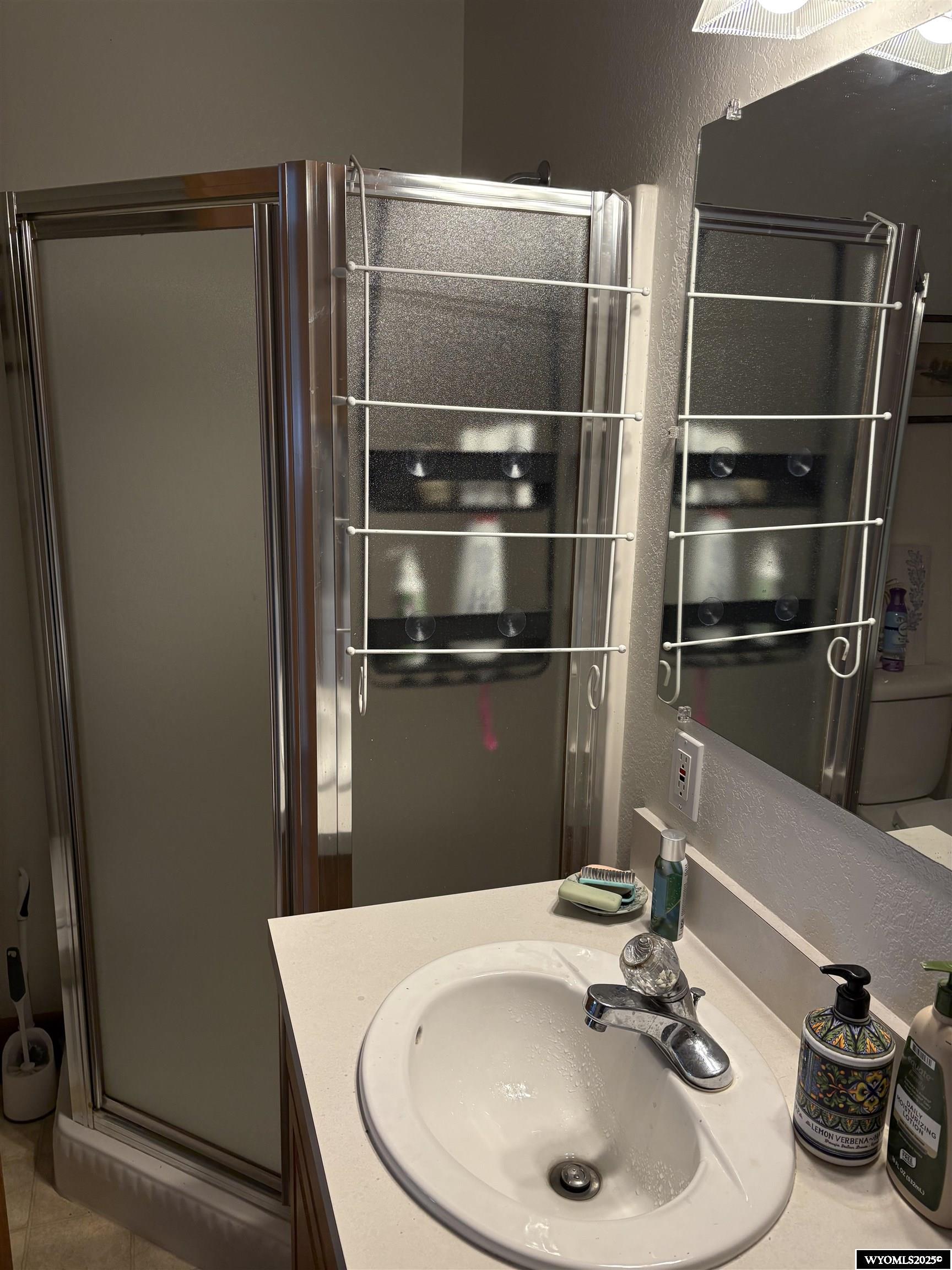 1055 Rein Road Riverton, WY 82501 - Photo 10 of 35