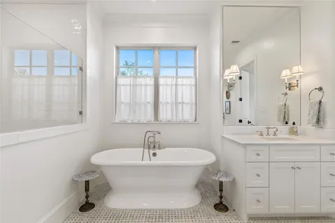 $2,790,000 | 7226 Morningbrook Drive, Montgomery, TX 77316