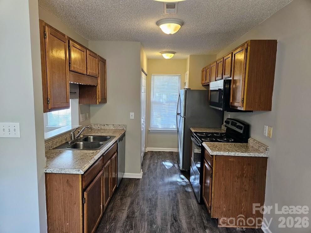 5118 June Furr Road Charlotte, NC 28216 - Photo 4 of 16