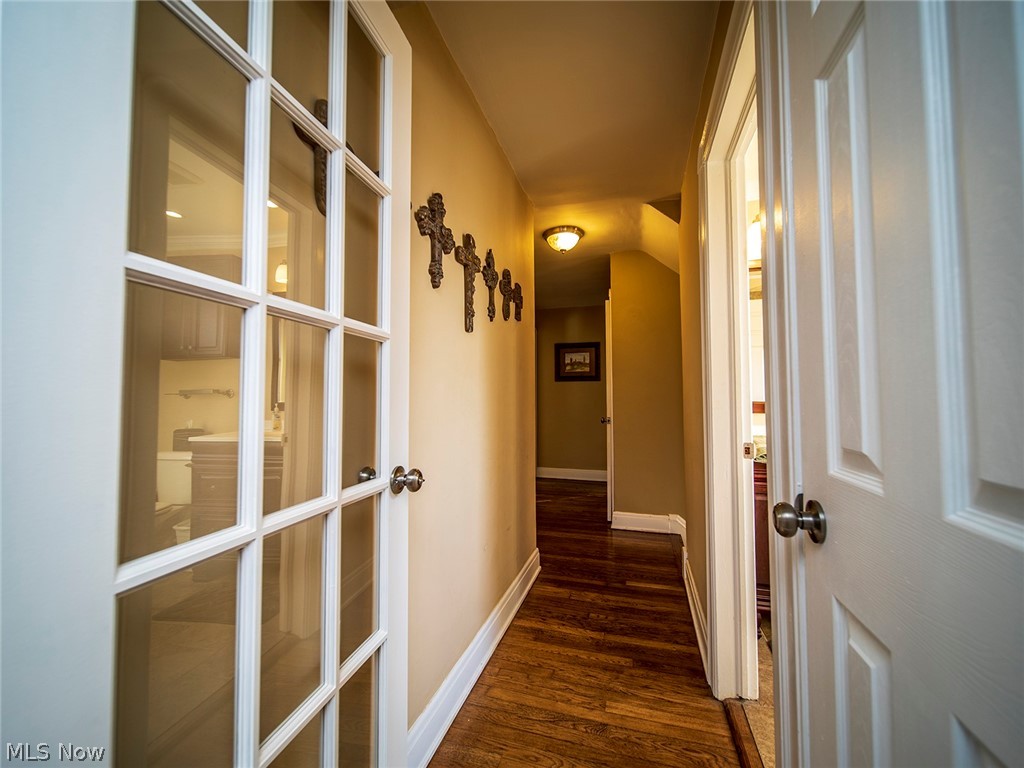 5103 Spencer Road Cleveland, OH 44124 - Photo 23 of 31