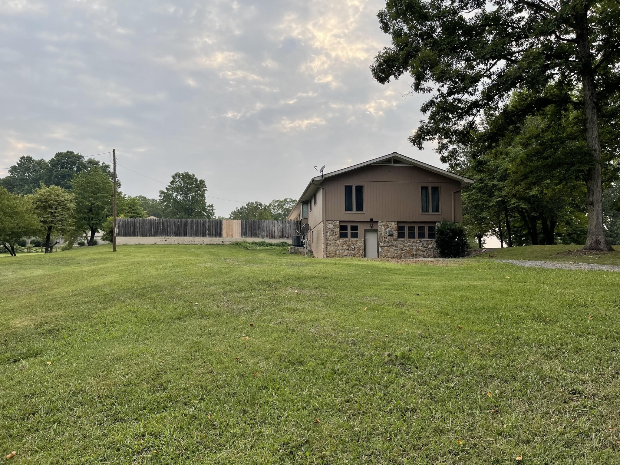 1616 Golf Course Road Newport, TN 37821 - Photo 28 of 38 a view of a house with a yard