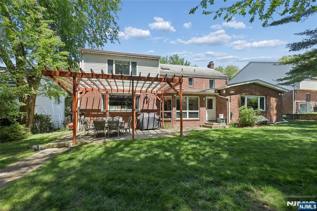 604 Rutland Avenue Teaneck, NJ 07666 - Photo 26 of 31