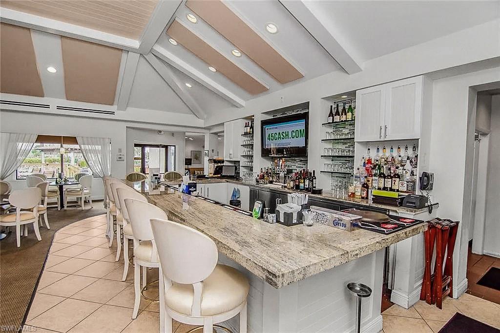 136 Harrison Road, Unit L4 Naples, FL 34112 - Photo 31 of 37 Gallery Image 31