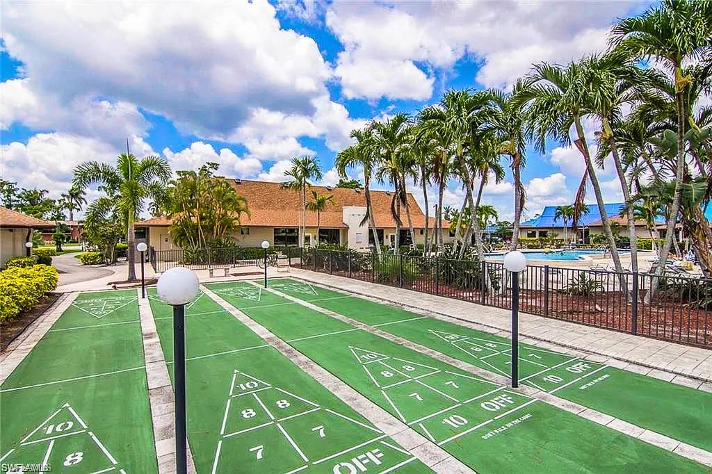 136 Harrison Road, Unit L4 Naples, FL 34112 - Photo 33 of 37 Gallery Image 33
