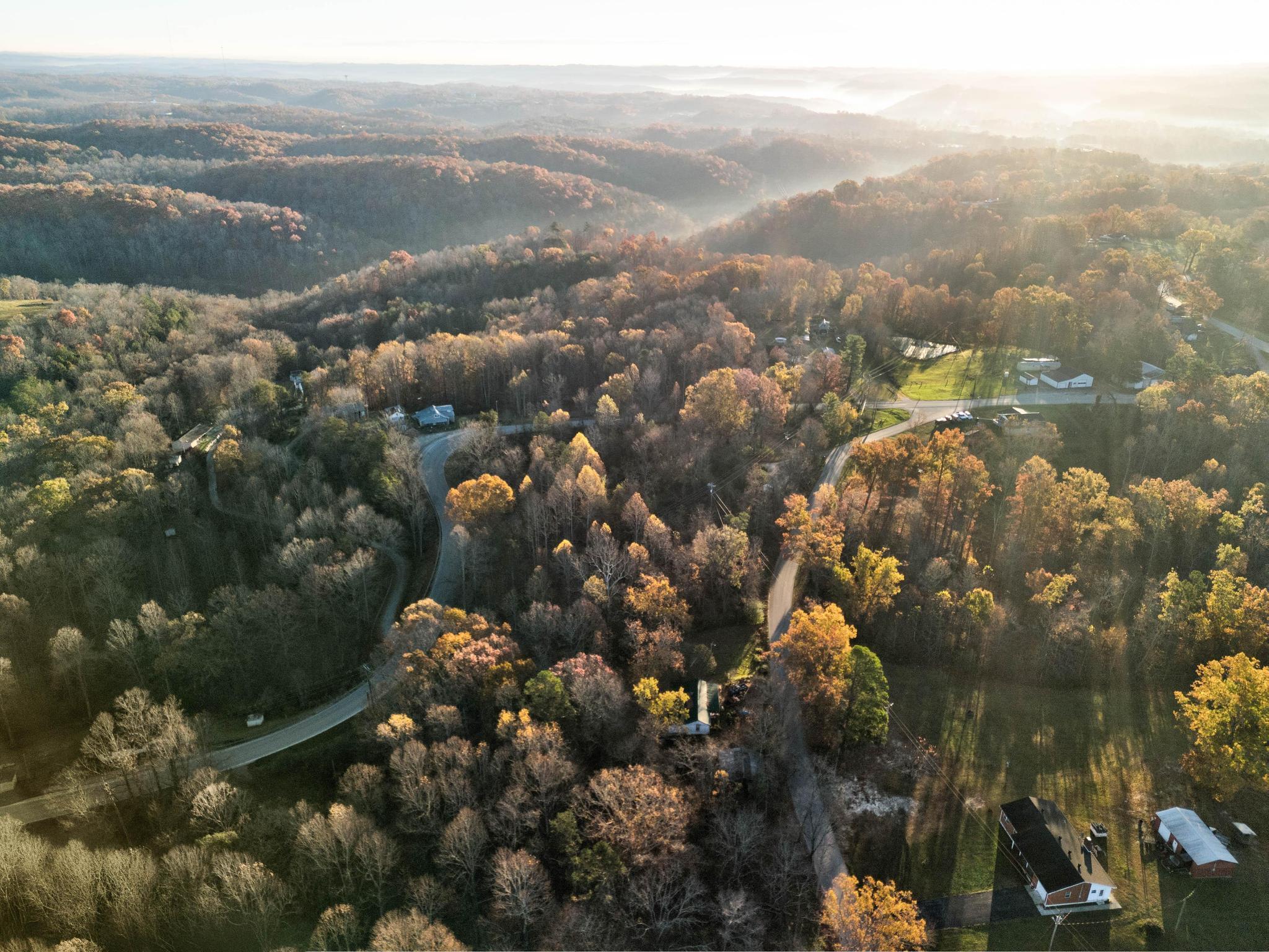 41 Belle Point Road Beattyville, KY 41311 - Photo 3 of 29 DJI_20241105204617_0009_D_-2_-3