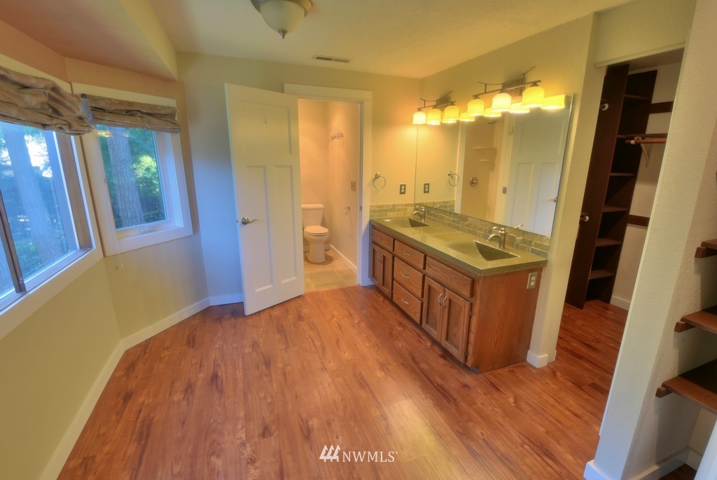 603 Clark Road Bellingham, WA 98225 - Photo 12 of 25