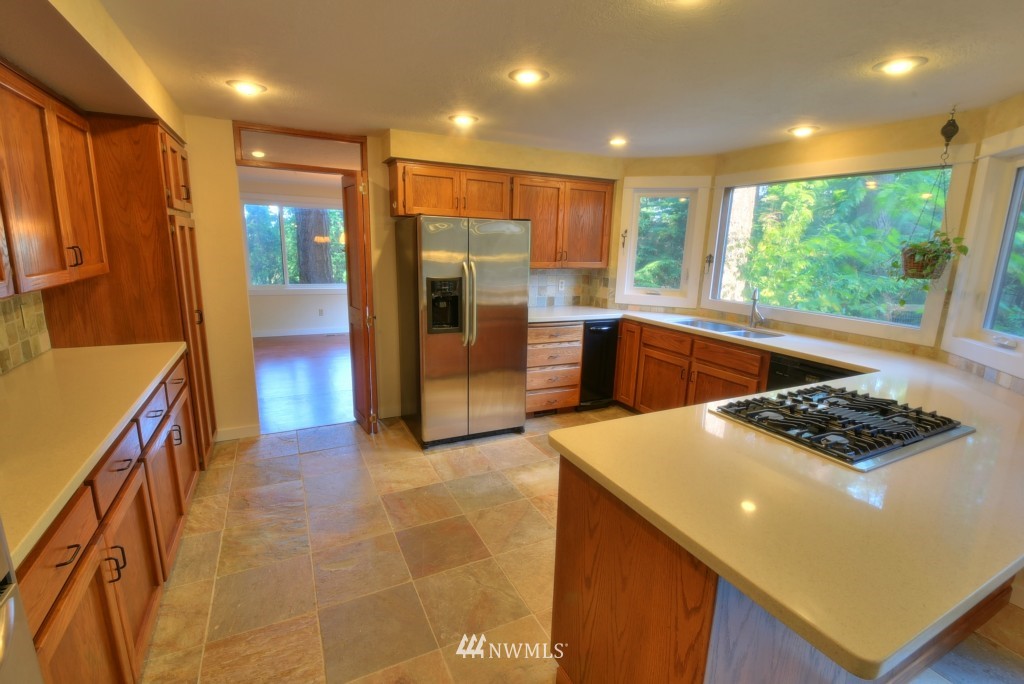 603 Clark Road Bellingham, WA 98225 - Photo 3 of 25