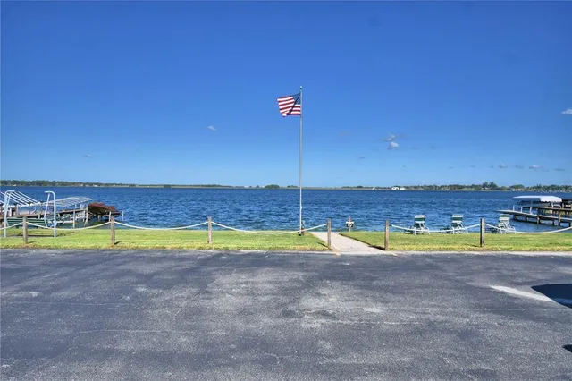 $169,900 | 156 Paradise Lane, Auburndale, FL 33823