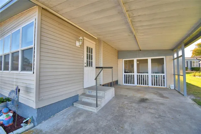 $169,900 | 156 Paradise Lane, Auburndale, FL 33823