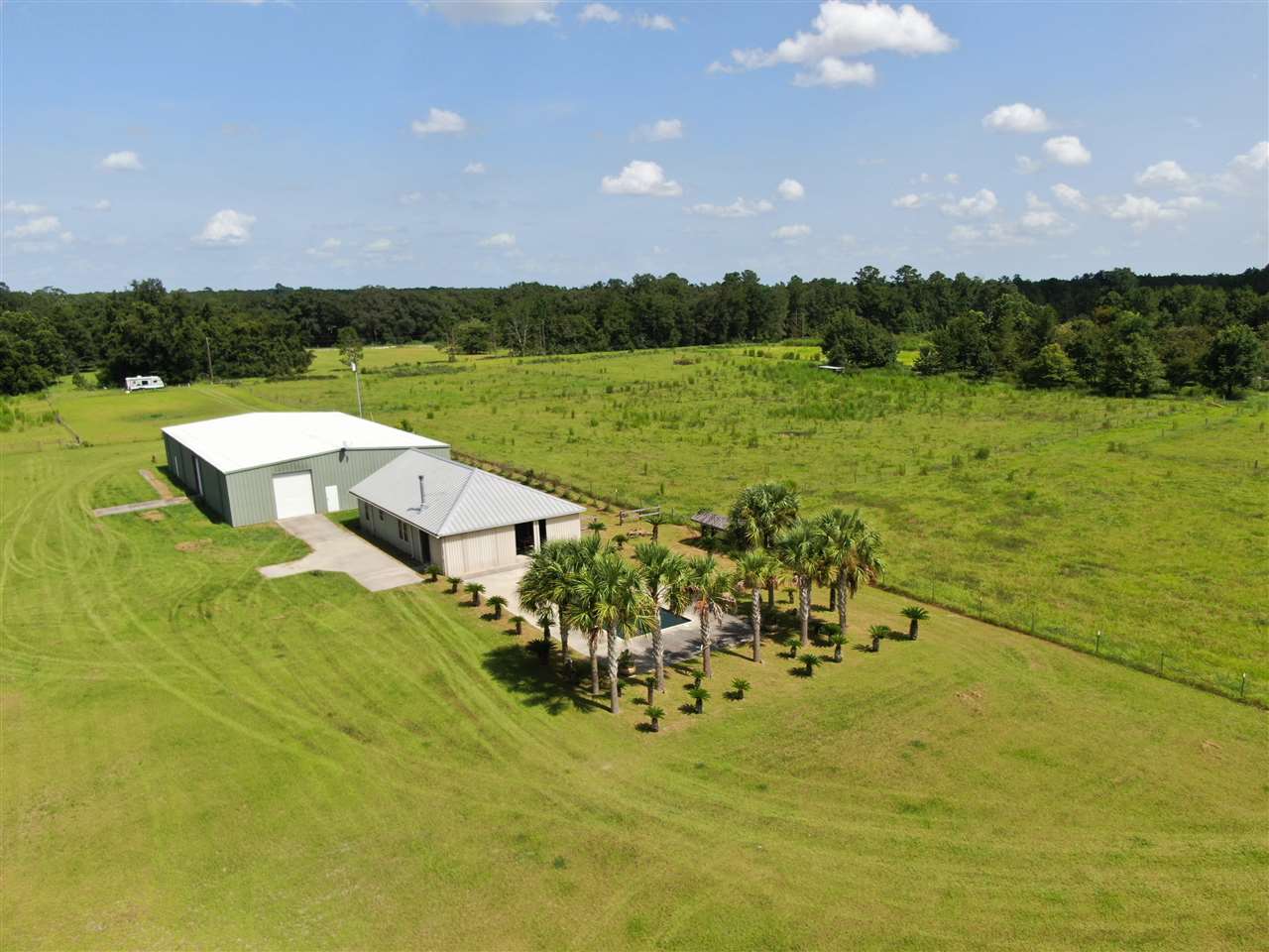 1989 Tram Road Monticello, FL 32344 - Photo 12 of 36 Gallery Image 12