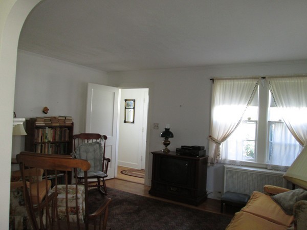 21 Prudential Road Worcester, MA 01606 - Photo 3 of 16 Gallery Image 3