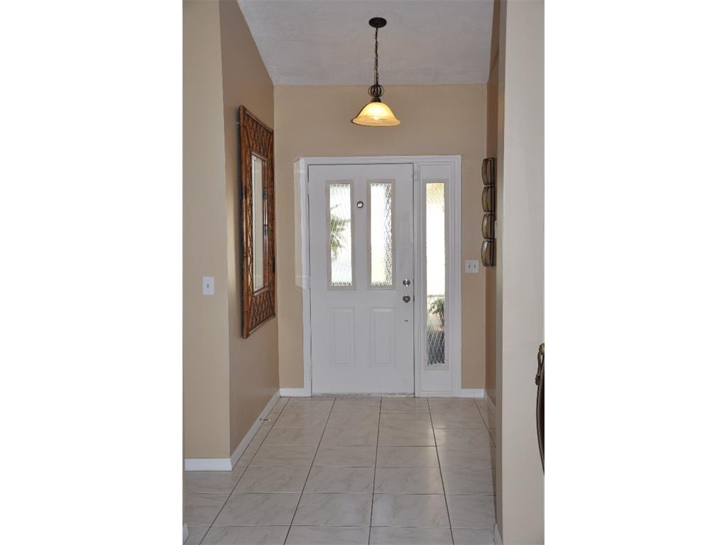 985 Riviera Avenue Sebastian, FL 32958 - Photo 13 of 18 Gallery Image 13