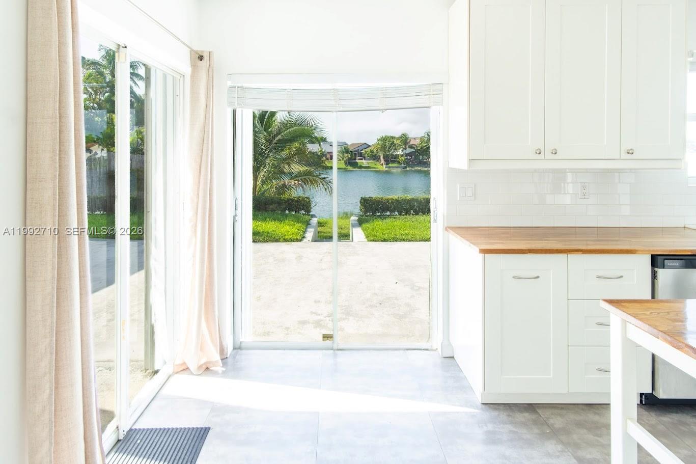 15511 Southwest 59th Street Miami, FL 33193 - Photo 14 of 43