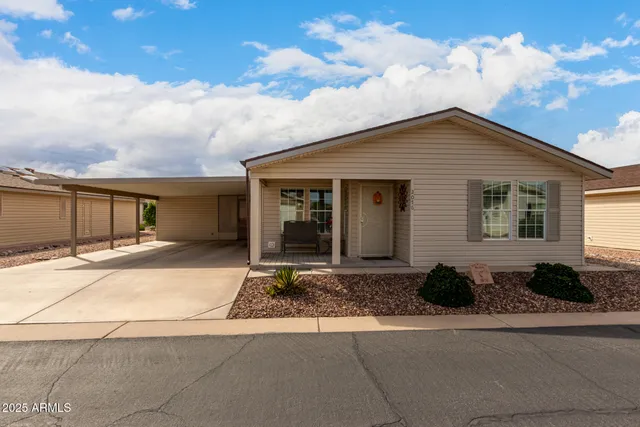 $185,000 | 3301 South Goldfield Road, Unit 2076, Apache Junction, AZ 85119