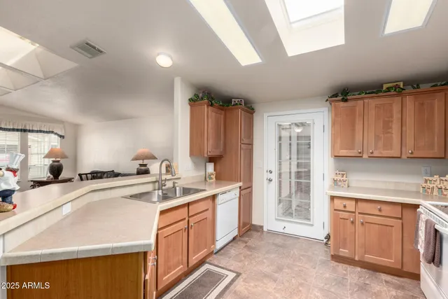 $185,000 | 3301 South Goldfield Road, Unit 2076, Apache Junction, AZ 85119