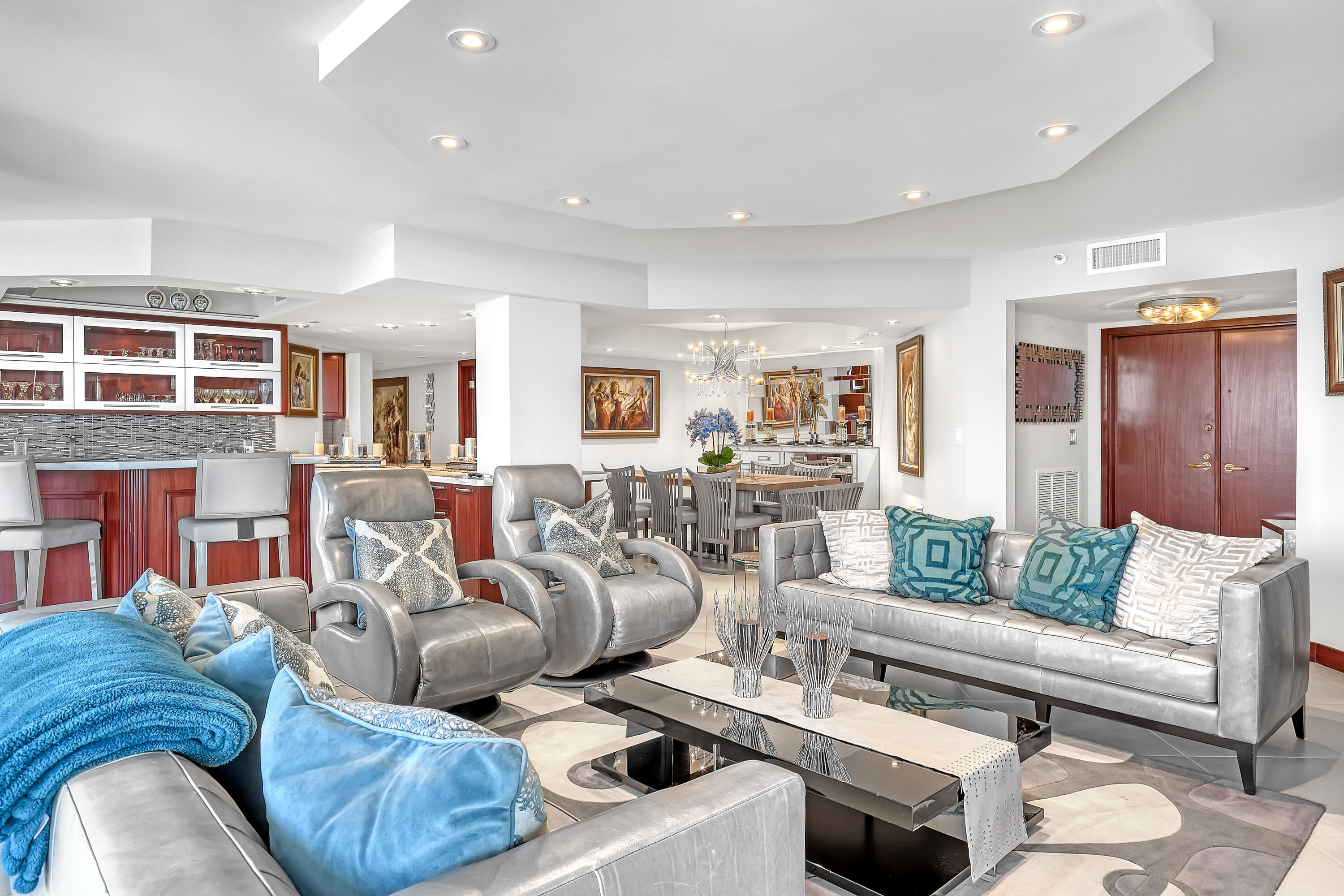5200 North Ocean Drive, Unit 1902 Riviera Beach, FL 33404 - Photo 7 of 104 Living Room