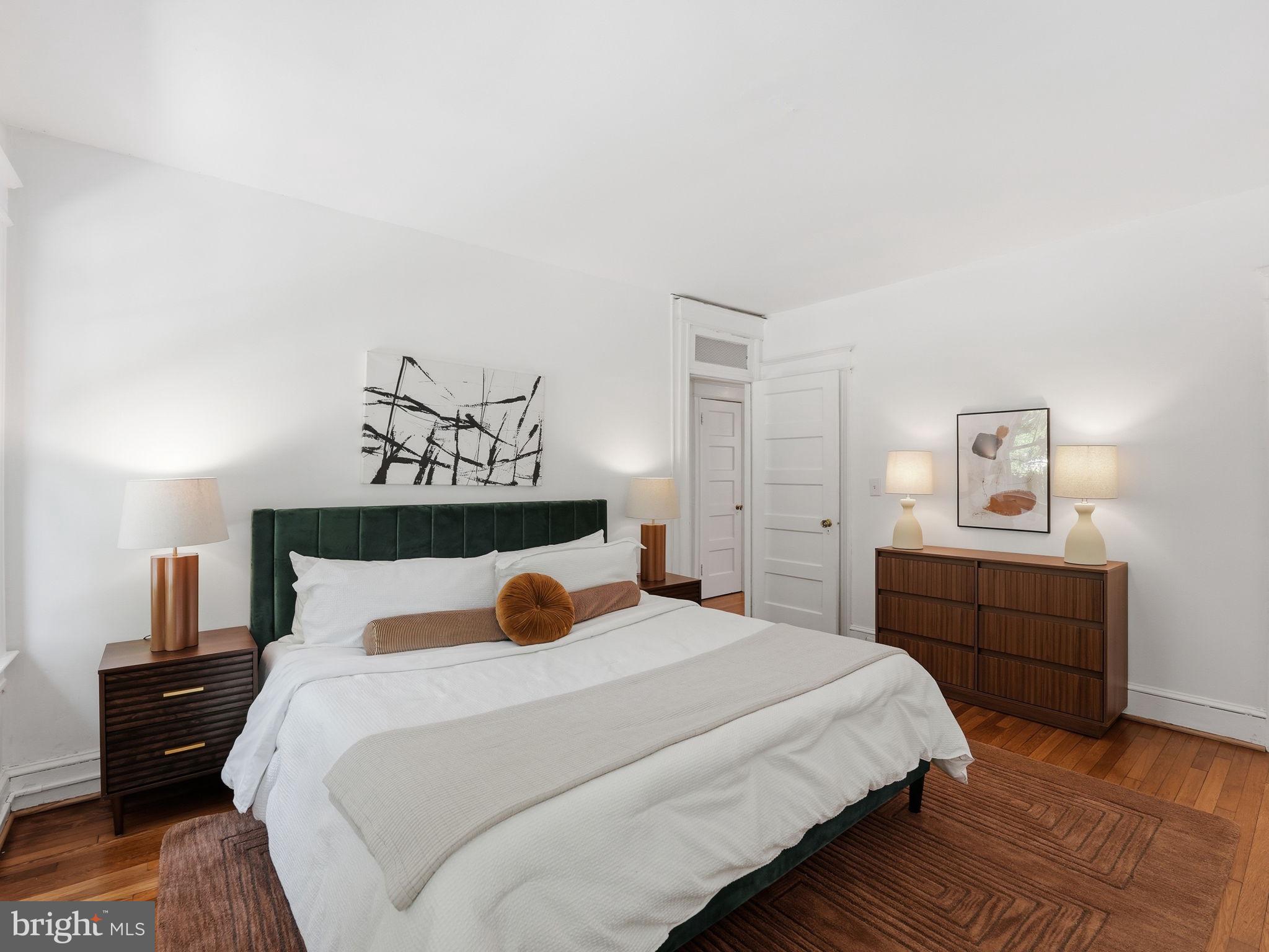 1922 Park Road Northwest Washington, DC 20010 - Photo 19 of 38