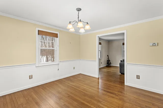 $599,000 | 37 Camelot Drive, Bedford, NH 03110