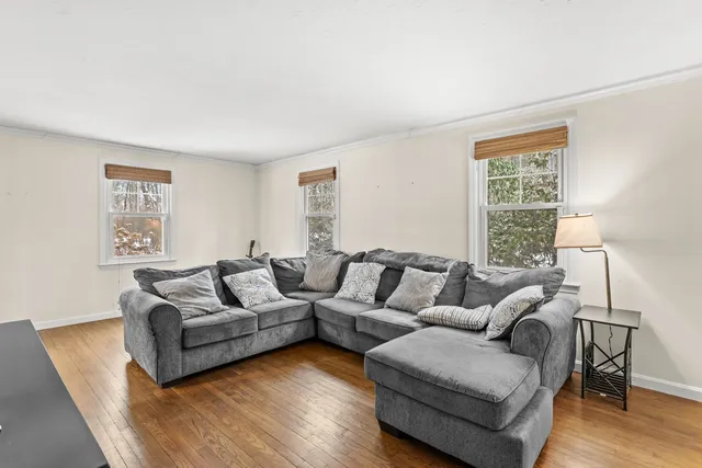 $599,000 | 37 Camelot Drive, Bedford, NH 03110