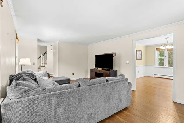 $599,000 | 37 Camelot Drive, Bedford, NH 03110