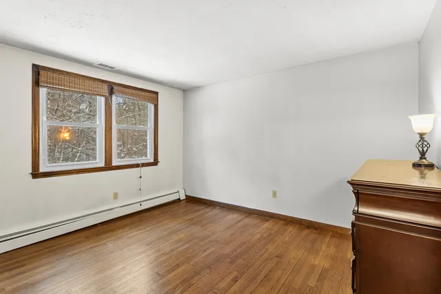 $599,000 | 37 Camelot Drive, Bedford, NH 03110