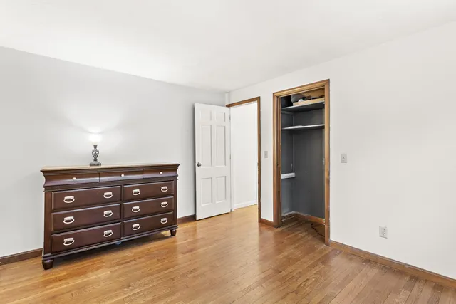 $599,000 | 37 Camelot Drive, Bedford, NH 03110