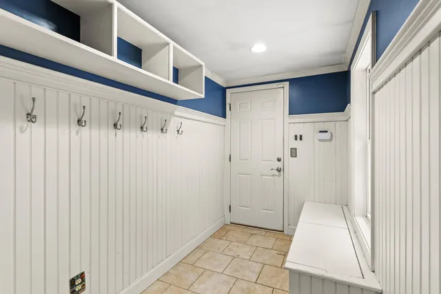 $599,000 | 37 Camelot Drive, Bedford, NH 03110