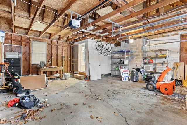 $599,000 | 37 Camelot Drive, Bedford, NH 03110