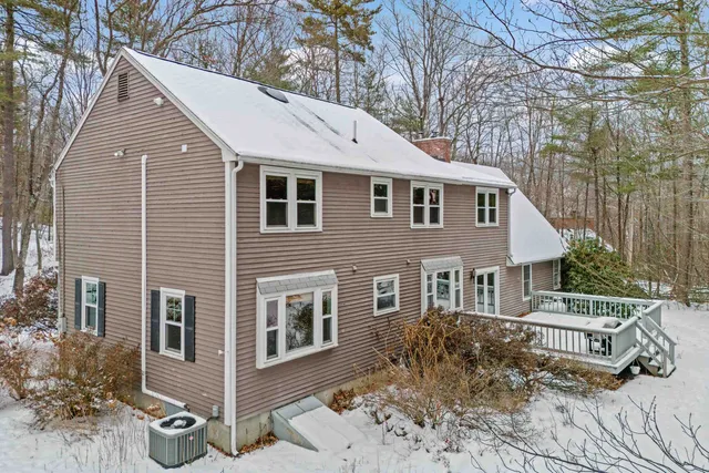 $599,000 | 37 Camelot Drive, Bedford, NH 03110