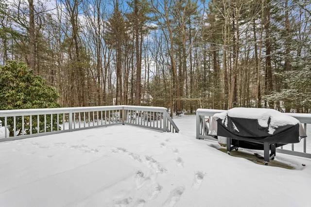 $599,000 | 37 Camelot Drive, Bedford, NH 03110