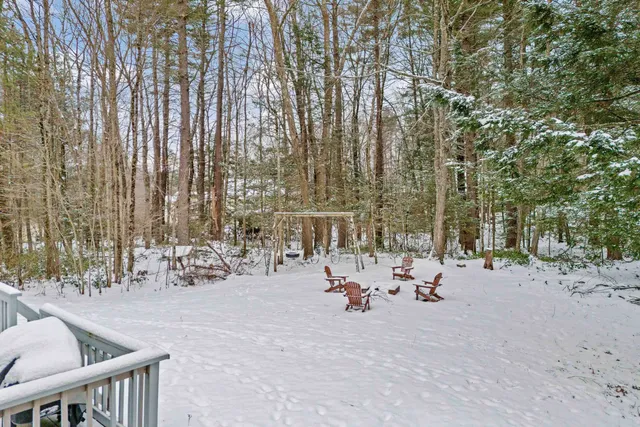 $599,000 | 37 Camelot Drive, Bedford, NH 03110