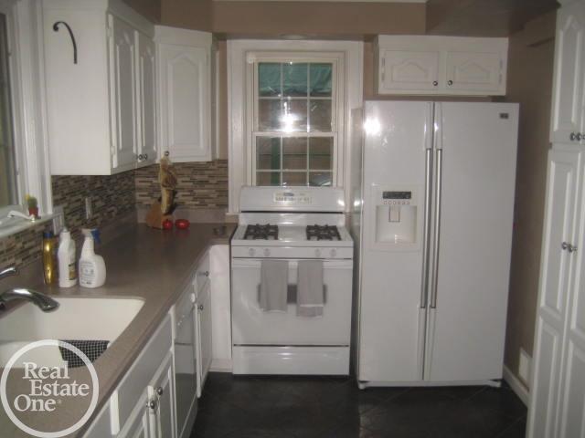 268 Moran Road Grosse Pointe Farms, MI 48236 - Photo 22 of 64