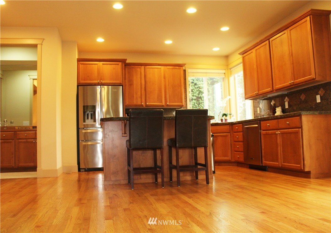 3723 186th Street Southeast Bothell, WA 98012 - Photo 6 of 21