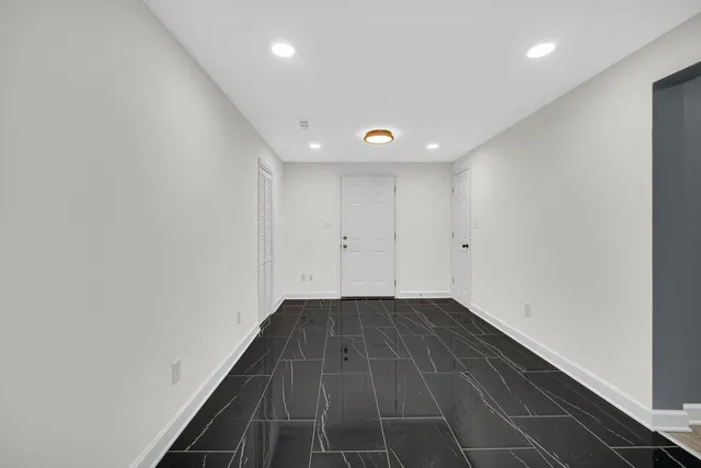 $310,000 | 2302 West 37th Avenue, Hobart, IN 46342