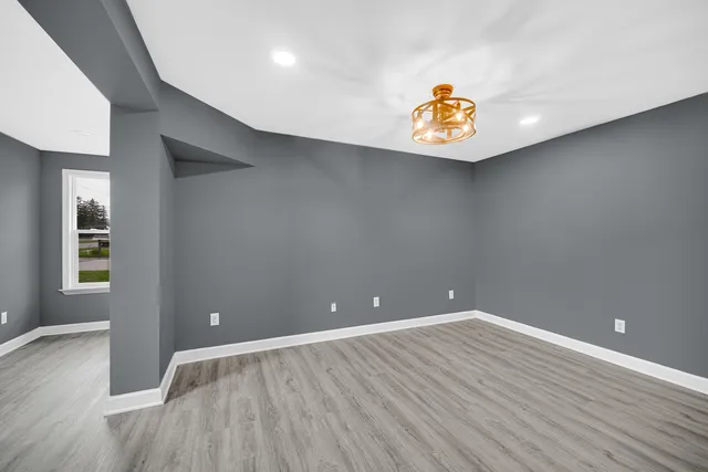 $310,000 | 2302 West 37th Avenue, Hobart, IN 46342