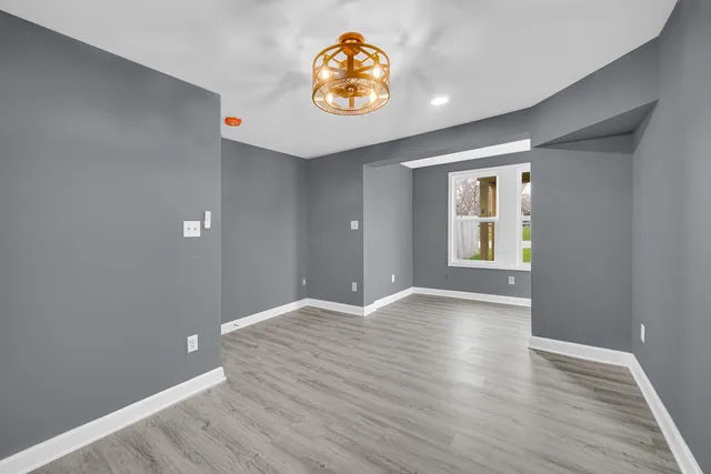 $310,000 | 2302 West 37th Avenue, Hobart, IN 46342