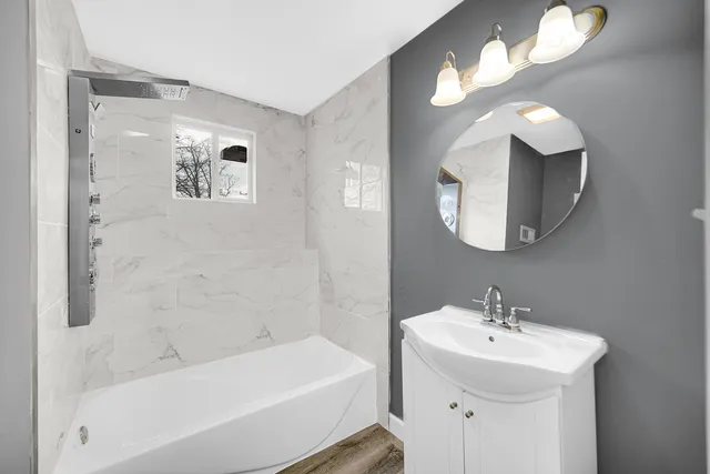 $310,000 | 2302 West 37th Avenue, Hobart, IN 46342