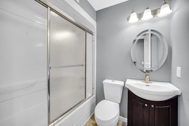 $310,000 | 2302 West 37th Avenue, Hobart, IN 46342