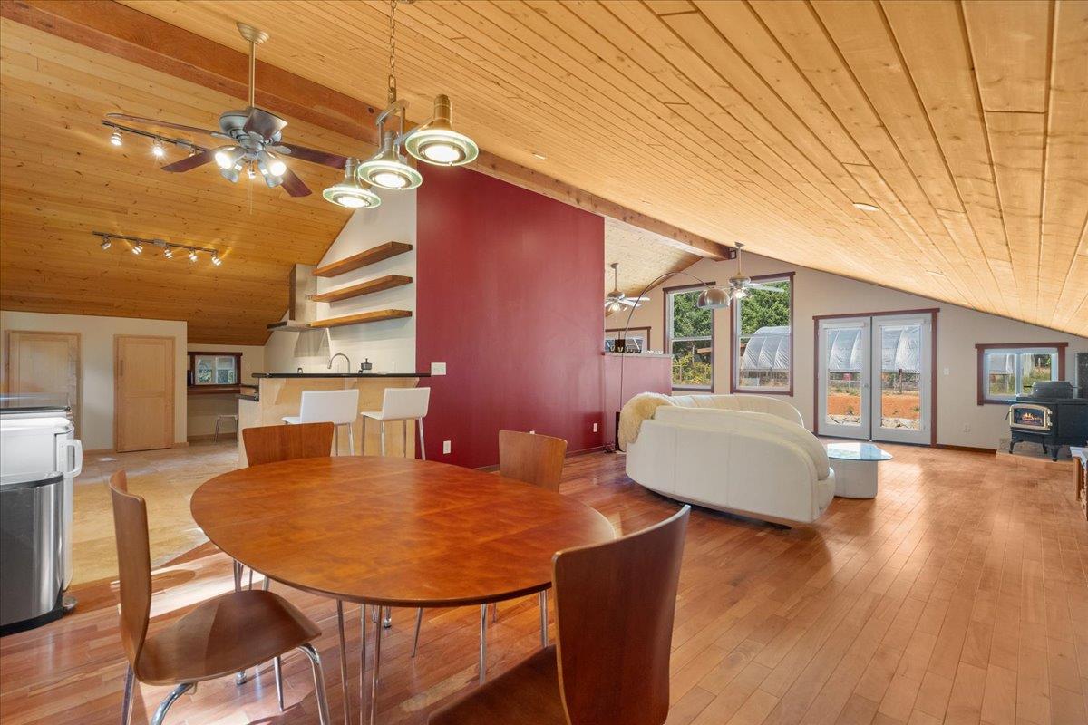 17607 Hooker Oak Road Nevada City, CA 95959 - Photo 8 of 38