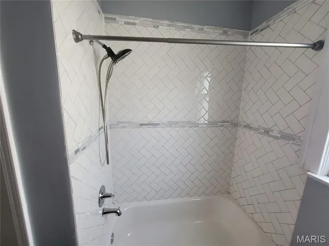 $135,000 | 2965 Kincaid Avenue, St. John, MO 63114