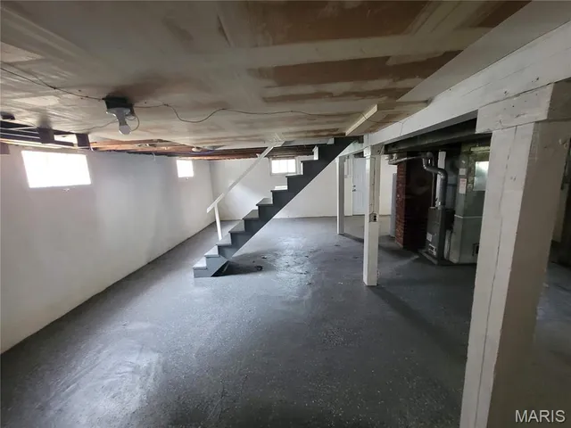 $135,000 | 2965 Kincaid Avenue, St. John, MO 63114