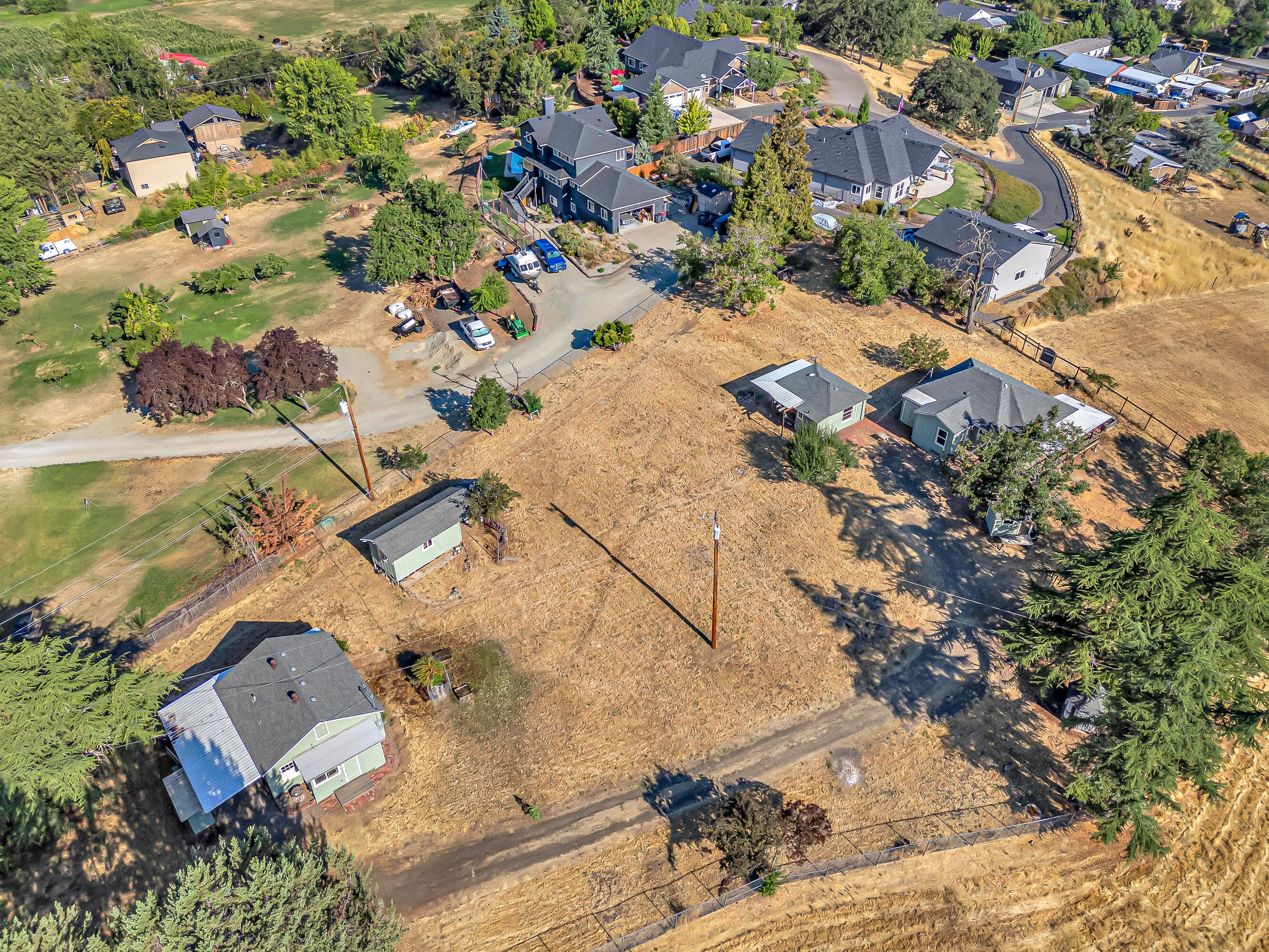 1324 Vawter Road Medford, OR 97501 - Photo 54 of 59 DJI_20250813091527_0013_D
