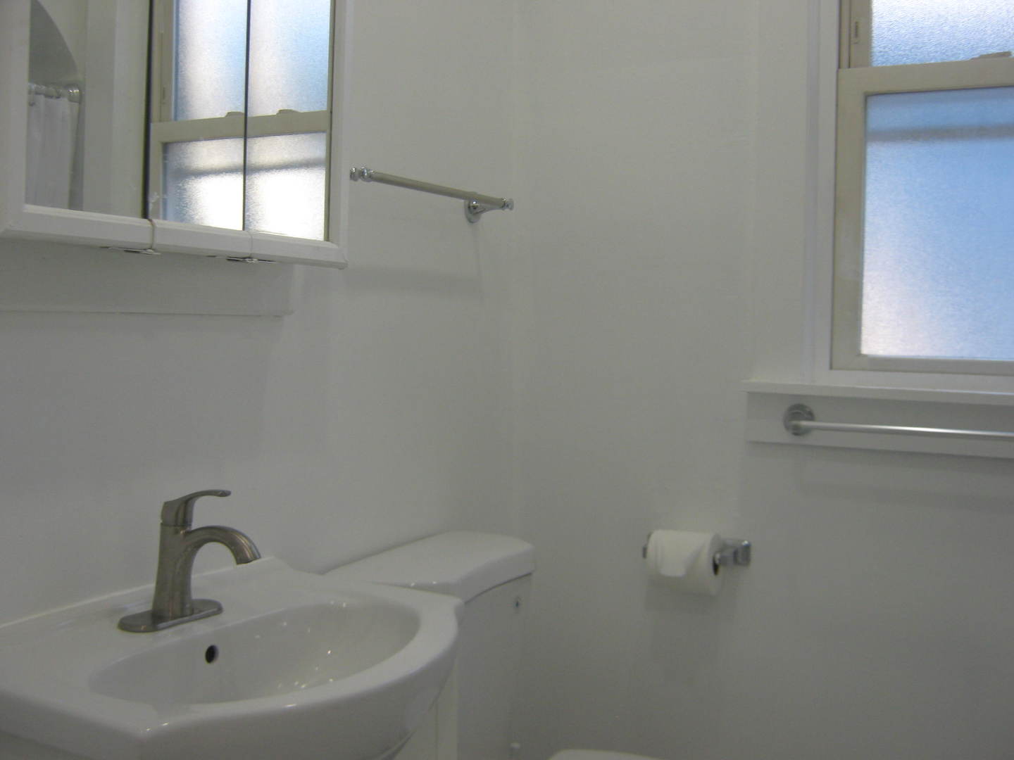1237 North Harding Avenue Chicago, IL 60651 - Photo 22 of 27 Gallery Image 22