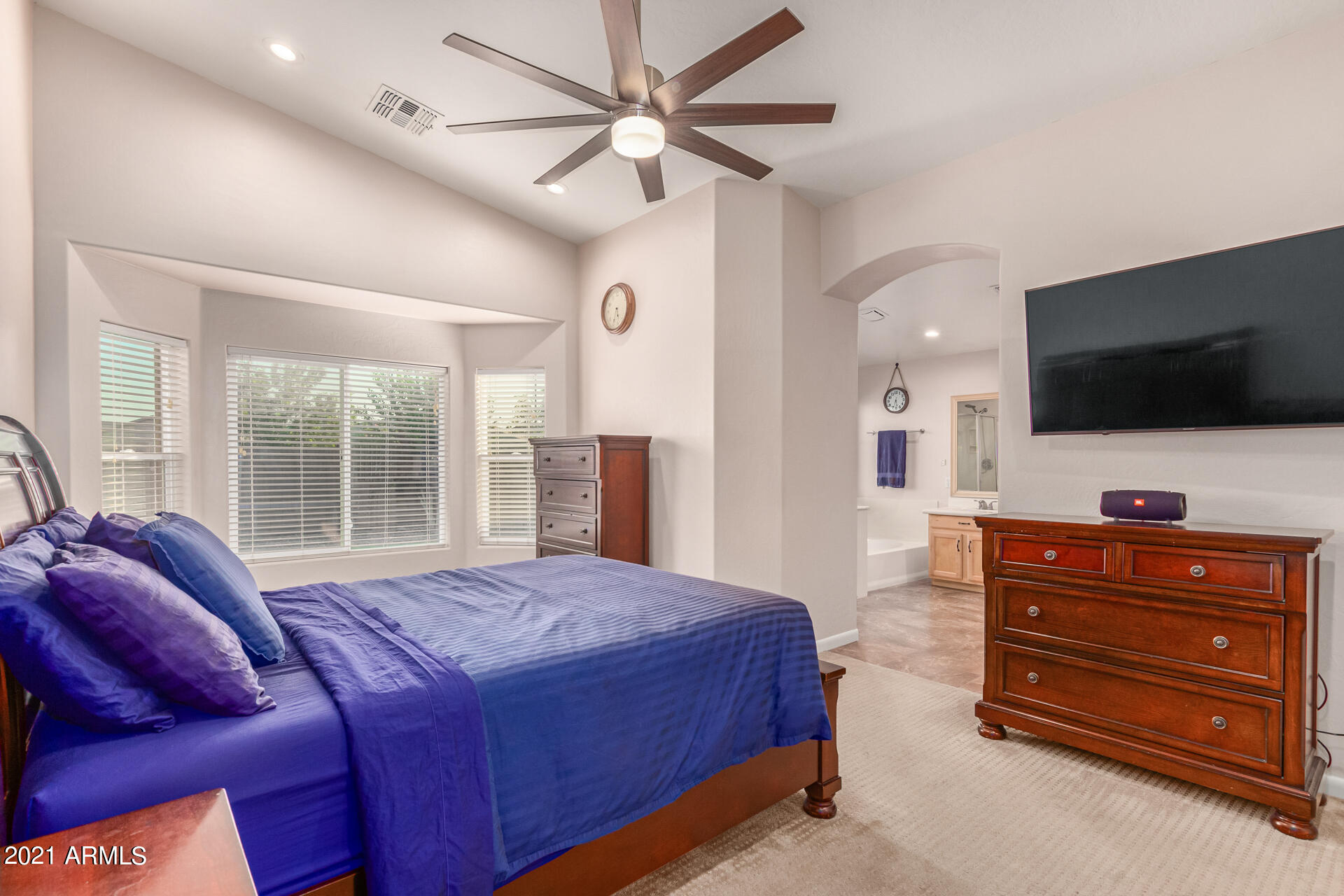 3495 East Los Altos Road Gilbert, AZ 85297 - Photo 15 of 36 Soaring Ceilings