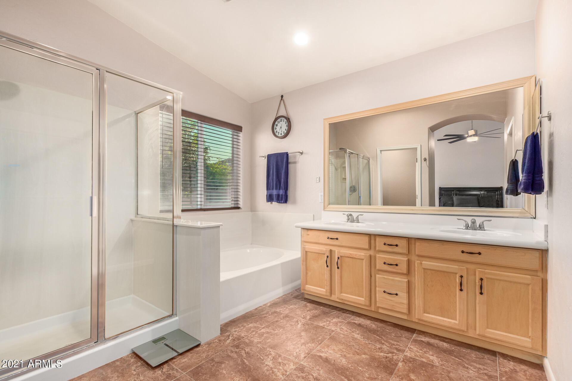 3495 East Los Altos Road Gilbert, AZ 85297 - Photo 17 of 36 Spacious Master Bathroom