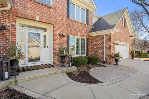 $995,000 | 2552 Dewes Lane, Naperville, IL 60564