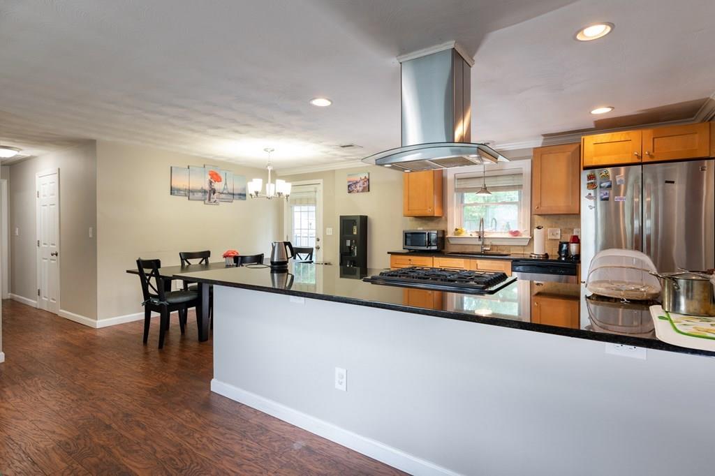 26 Paxton Road Framingham, MA 01701 - Photo 3 of 16 Gallery Image 3