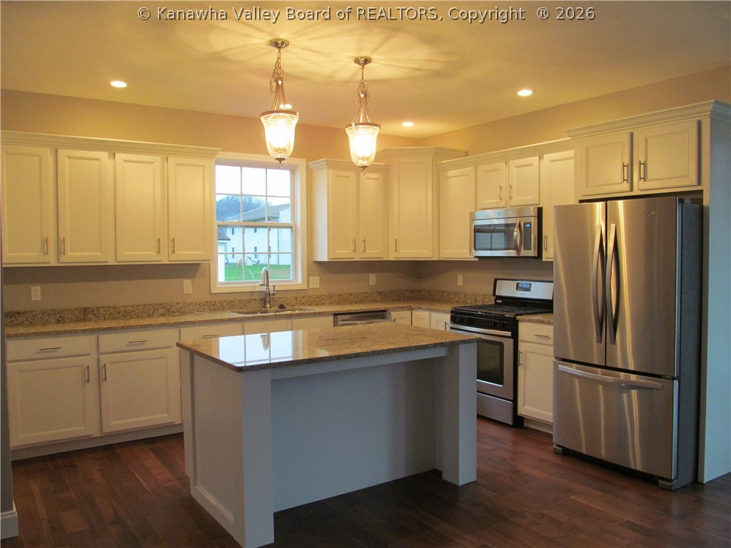 229 Baker Drive Winfield, WV 25213 - Photo 5 of 14 Gallery Image 5